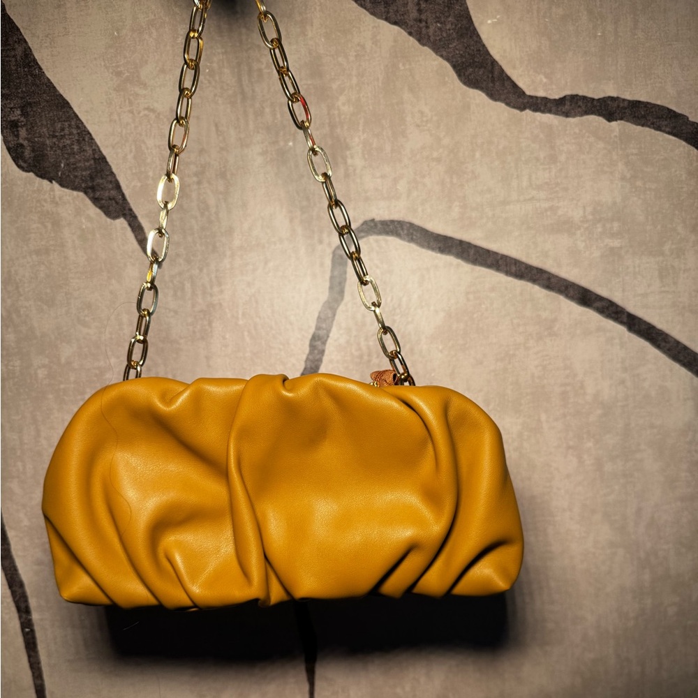 Elegant brown Chain  Bag